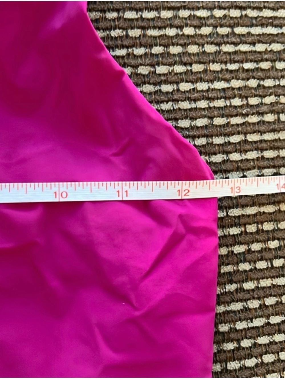 EUC Lululemon Stash it Bra size 6 Ripened Raspberry - Picture 2 of 5